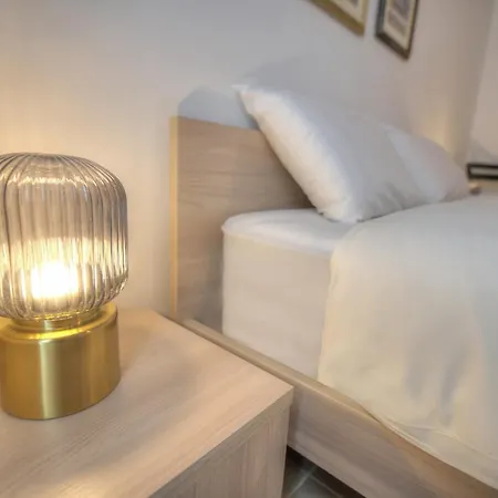 Bright And Beautifully Furnished Close To Seafront Bfra1-2 * Gzira